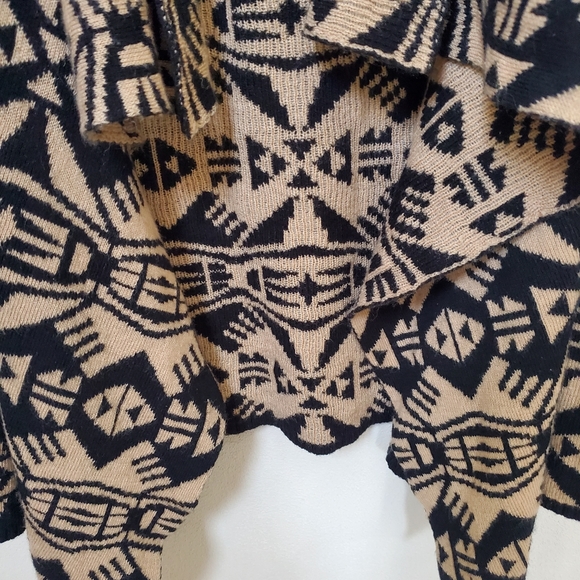 Forever 21 tan black waterfall cardigan sweater tribal print boho size medium - Picture 10 of 16